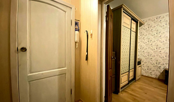 1-комнатная квартира мкр 9-й 23 в Тобольске - фото 3