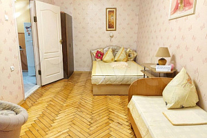 Квартиры Судака на месяц, 1-комнатная Гагарина 5 на месяц