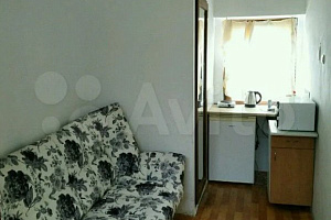 Квартиры Алупки недорого, квартира-студия Амет-Хана Султана 6 недорого - снять