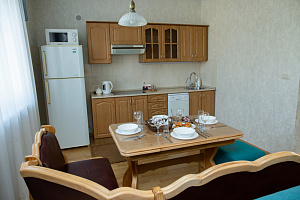 Мотели в Иркутской области, "CПЕЛАЯ BИШНЯ на ЛЕНИНА" 3х-комнатная мотель - раннее бронирование