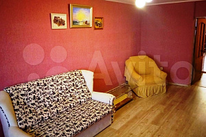 Квартиры Феодосии 2-комнатные, 2х-комнатная Гагарина 25 2х-комнатная - цены