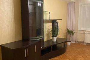 Квартиры Рязани на месяц, 3х-комнатная Зубковой 25к1 на месяц - цены