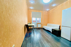Мотели в Тюмени, 1-комнатная Житкова 2к1 мотель - раннее бронирование