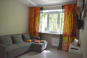 Гостиницы Волгограда для отдыха с детьми, "С Нарнией" 1-комнатная для отдыха с детьми - забронировать номер