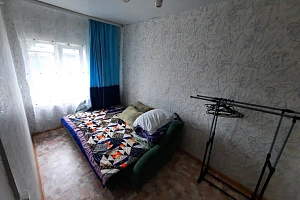Гостиницы Медвежьегорска с размещением с животными, 2х-комнатная Дорожный 10 с размещением с животными