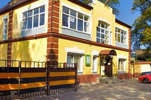 Гостиницы Переславля-Залесского у парка, "Комсомольская" у парка