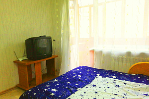 Гостиницы Самары у воды, "Белый Цветок" 1-комнатная у воды - забронировать номер