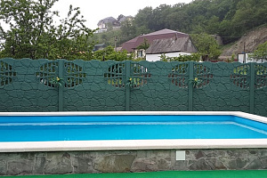 Гостевые дома Лермонтово с бассейном, "Зеленая жемчужина" с бассейном - раннее бронирование