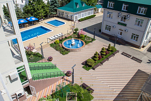 Пансионаты Краснодарского края с бассейном, "Кристалл Уют" с бассейном