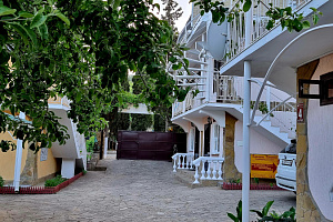 Отели Алушты с видом на море, "Орхидея" гостиничный комплекс с видом на море - цены
