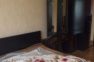 Мини-отели в Сухуме, 2х-комнатная Воронова 24 мини-отель