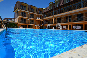 Отели Туапсе с подогреваемым бассейном, "Жемчужина у моря" с подогреваемым бассейном - фото