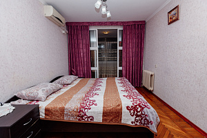 Дома Краснодарского края в лесу, 1-комнатная Воровского 49 в лесу - фото