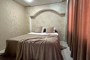 Гостиницы Астрахани с собственным пляжем, 3х-комнатная Ботвина 8 с собственным пляжем - цены