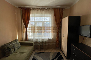 Гостиницы Новосибирска рядом с аэропортом, комната в 2х-комнатной квартире Красный 59 у аэропорта