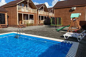Базы отдыха Голубицкой с бассейном, "Летняя терраса" с бассейном - фото