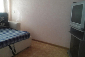 Квартиры Бугульмы на месяц, 2х-комнатная Михаила Калинина 34 на месяц - фото