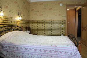 Отели Кисловодска с термальными источниками, 2х-комнатная Широкая 36 с термальными источниками