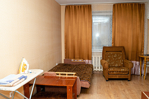 Гостиницы Ульяновска рядом с аэропортом, 1-комнатная Варейкиса 42 у аэропорта - забронировать номер