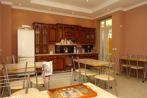 Частный сектор Адлера с кухней в номере, "Самуэль" с кухней в номере - раннее бронирование
