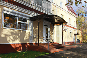 Гостиницы Воронежа с бассейном на крыше, "НеЧаев" с бассейном на крыше - фото