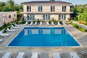 Отели Гудауты рядом с пляжем, "Family Resort Bambora" семейный рядом с пляжем - цены