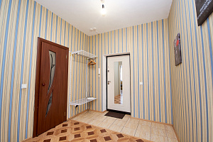 Гостиницы Новосибирска у озера, 1-комнатная Державина 47 у озера - фото
