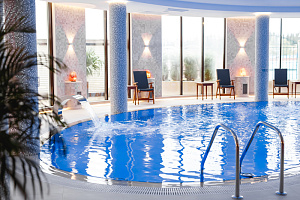 Гостиницы Краснодарского края с крытым бассейном, "Wind Rose Hotel & Spa" с крытым бассейном