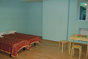Гостиницы Кирова с бассейном, "Аврора" мини-отель с бассейном - фото