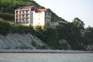 Отели Архипо-Осиповки рядом с пляжем, "Скала" гостиничный комплекс рядом с пляжем