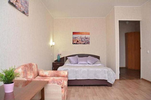 Гостиницы Челябинска рядом с аэропортом, "InnHome Apartments Цвилинга 53" 1-комнатная у аэропорта - забронировать номер