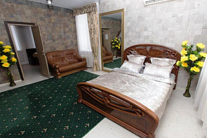 Гостиницы Омска с бассейном, "Grelka" с бассейном - фото