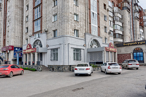 Гостиницы Омска с бассейном, "Жуков" с бассейном - раннее бронирование