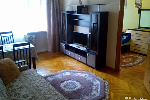 Квартиры Кисловодска в центре, 2х-комнатная Клары Цеткин 33 в центре - фото