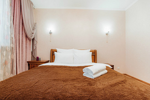 Мотели в Калуге, "В центре города" 3х-комнатная мотель - цены