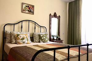 Квартиры Краснодара на месяц, "Южный отдых" 2х-комнатная на месяц - фото