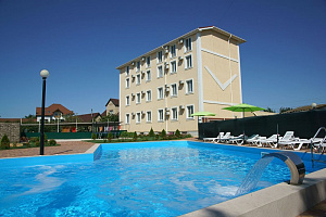 Гостевые дома Новофедоровки с бассейном, "Бумеранг" с бассейном - цены