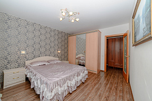 &quot;В центре города&quot; 2х-комнатная квартира в Екатеринбурге 4