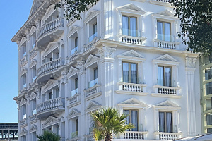 Отели Сухума с собственным пляжем, "Grand Hotel Sukhum" с собственным пляжем - раннее бронирование