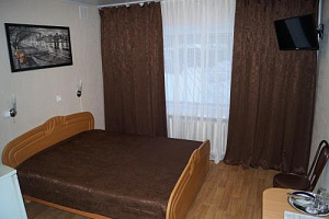 Квартиры Михайловки 1-комнатные, "5 комнат" 1-комнатная