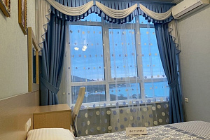 Отдых в Кабардинке с видом на море, "С вина море" 2х-комнатная с видом на море