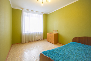 Квартира в , 2х-комнатная Чистопольская 68