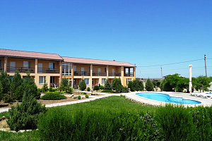Гостевые дома Крыма с бассейном, "Солнечная Гавань" с бассейном - раннее бронирование