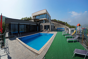 Базы отдыха Краснодарского края с подогреваемым бассейном, "Villa Verutsa" с подогреваемым бассейном