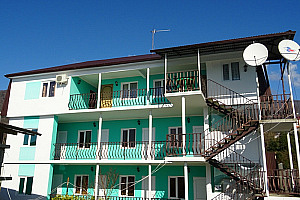 Отели Нового Афона рядом с пляжем, "Энрике" рядом с пляжем - цены