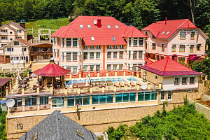 Гостиницы Краснодарского края с крытым бассейном, "Горный Хрусталь" с крытым бассейном