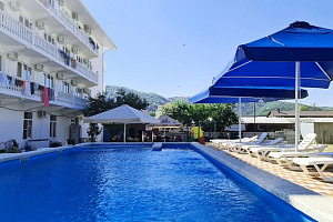 Отели Лермонтово с подогреваемым бассейном, "Фламинго" с подогреваемым бассейном - фото