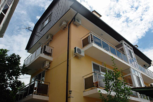 Гостевые дома Сочи на первой береговой линии, "Черноморский Бриз" на первой береговой линии - цены