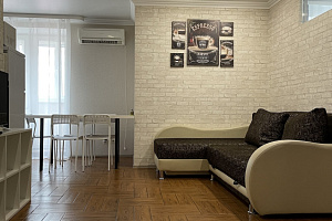 Квартиры Самары с джакузи, 3х-комнатная Краснодонская 30А этаж 5 с джакузи - снять