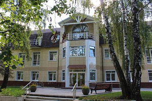 Гостиницы Домодедово с бассейном, "Ёлочки" с бассейном - фото